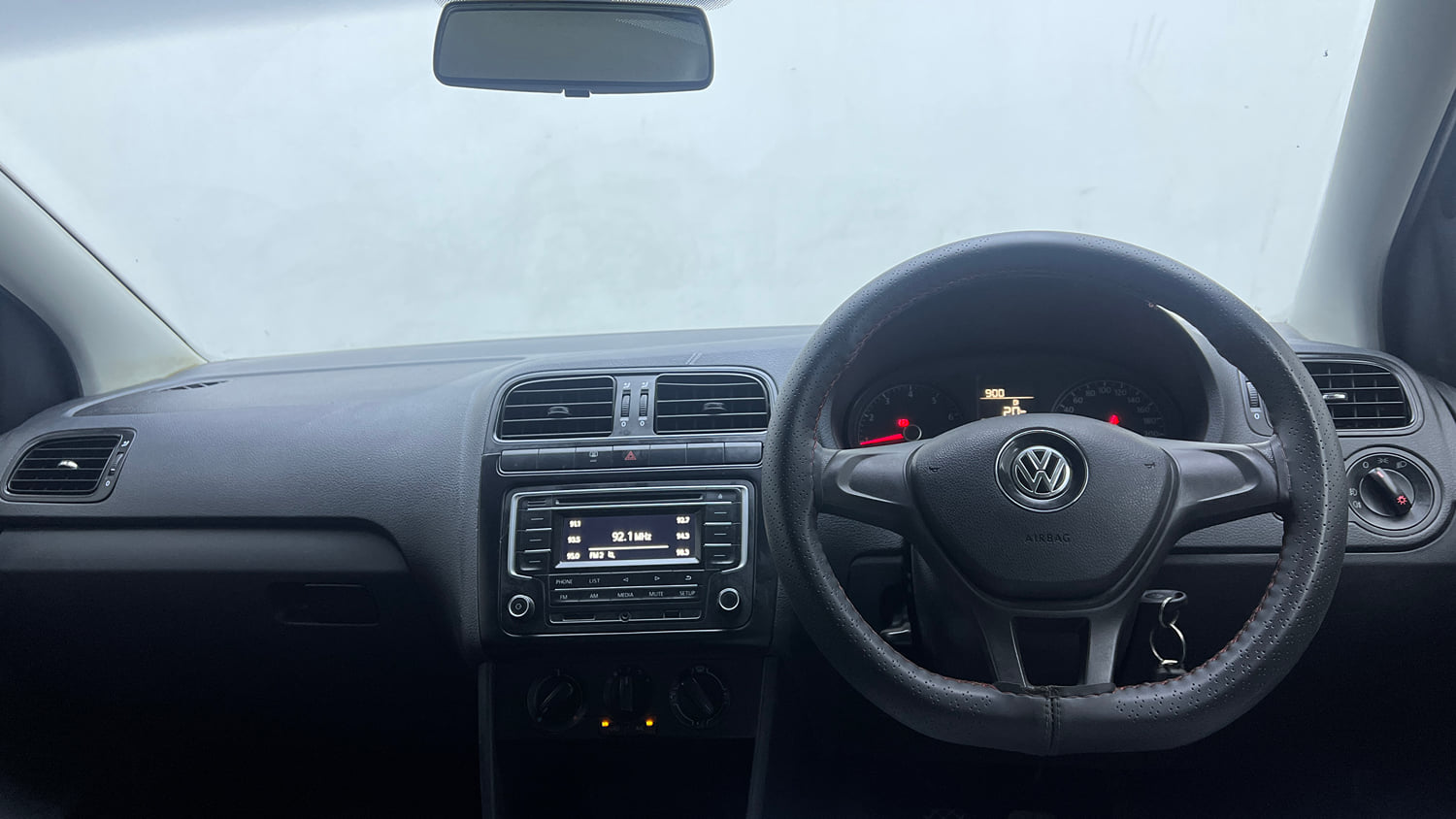 Used 2021 Volkswagen Polo Comfortline 1.0L MPI Petrol Manual interior DASHBOARD VIEW
