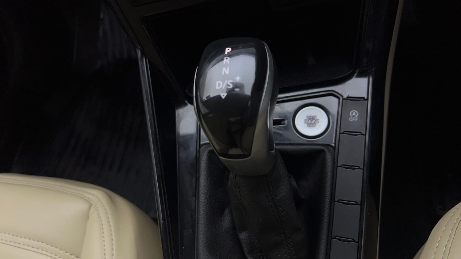 2023 Volkswagen Virtus Highline 1.0 TSI AT-16