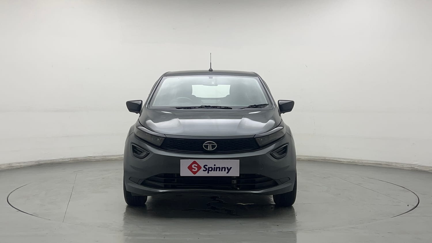 2022 Tata Altroz XE Plus Petrol-7