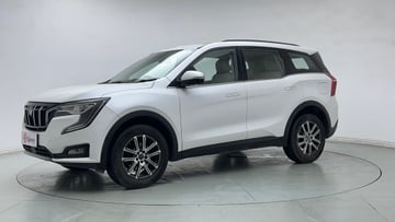 Used 2023 Mahindra XUV700 AX 7 Petrol AT Luxury Pack 7 STR Petrol Automatic Image