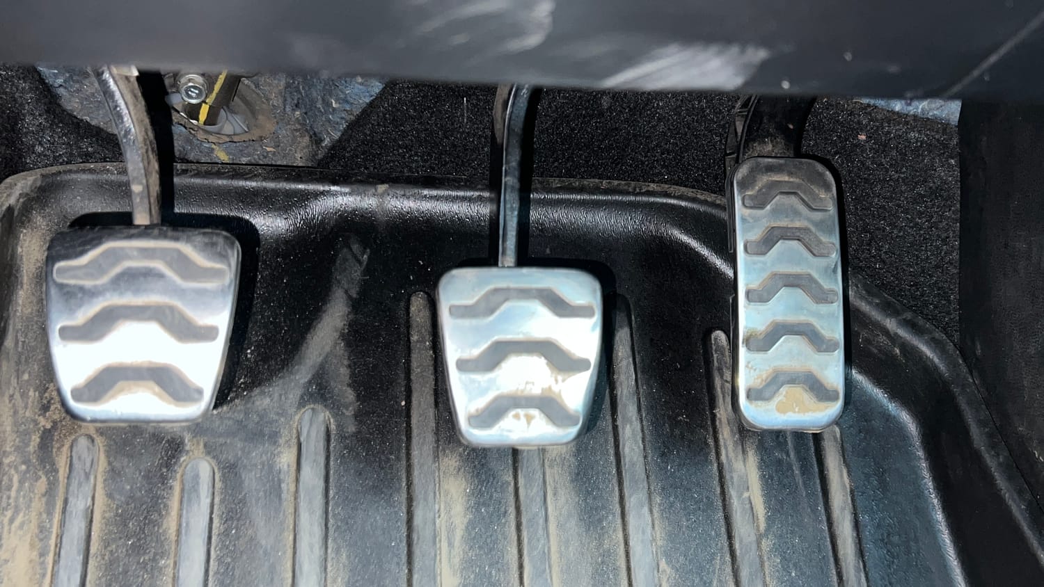 Used 2023 Hyundai Verna SX 1.5 Turbo Petrol MT Petrol Manual interior PEDALS VIEW