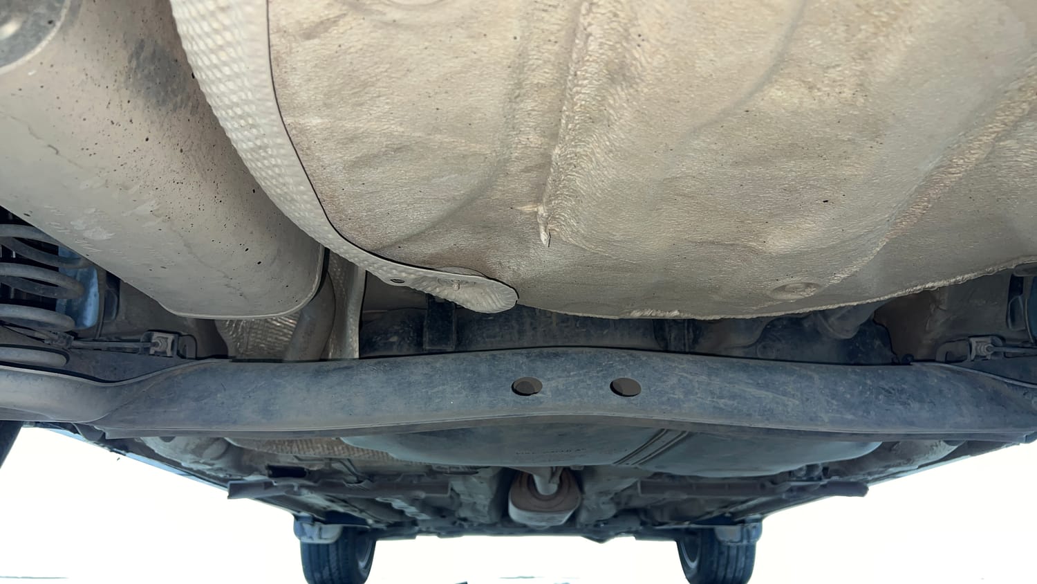 Used 2022 Skoda Kushaq Style 1.0L TSI MT Petrol Manual extra REAR UNDERBODY VIEW (TAKEN FROM REAR)