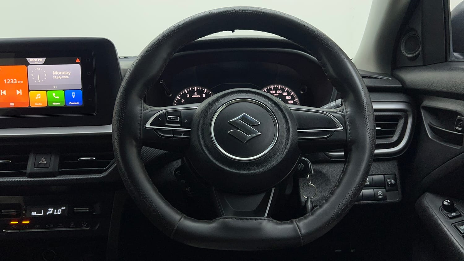 Used 2023 Maruti Suzuki Brezza VXi Petrol Manual interior STEERING VIEW