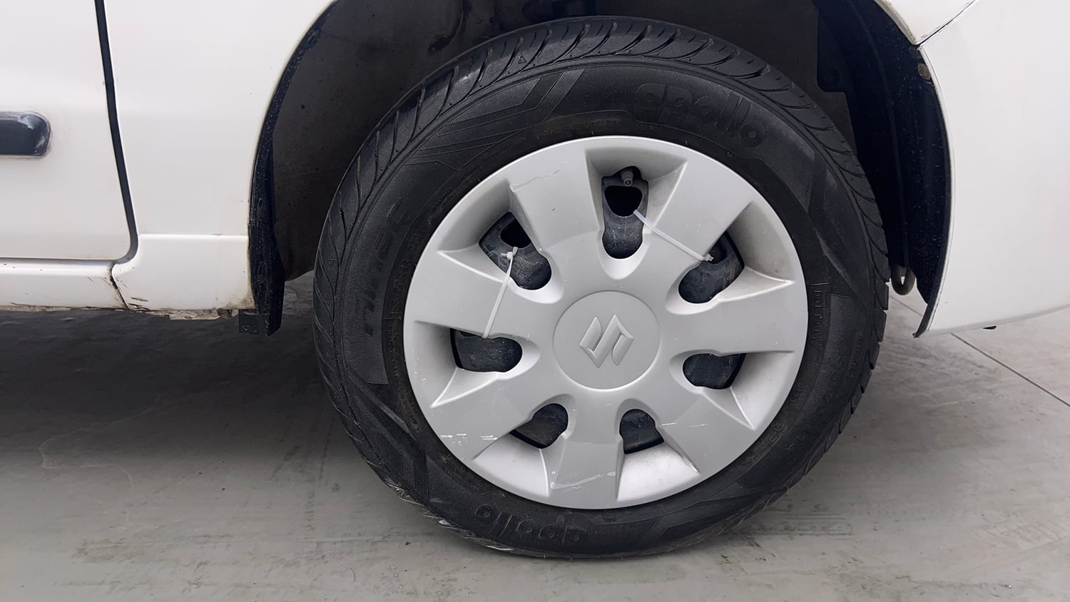 Used 2012 Maruti Suzuki Alto K10 VXi Petrol Manual tyres RIGHT FRONT TYRE RIM VIEW