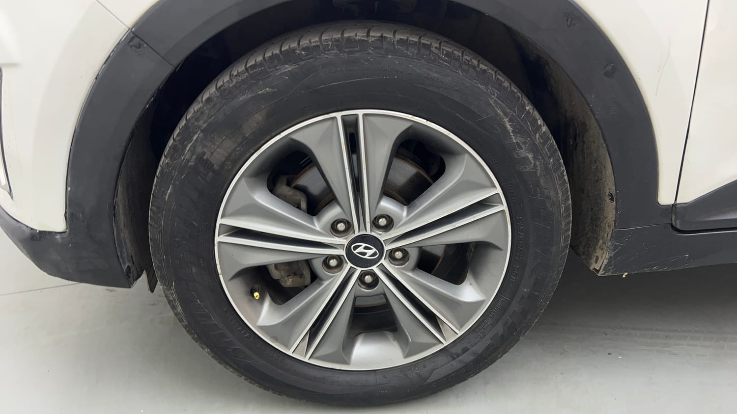 Used 2018 Hyundai Creta SX Plus 1.6 AT Petrol Petrol Automatic tyres LEFT FRONT TYRE RIM VIEW
