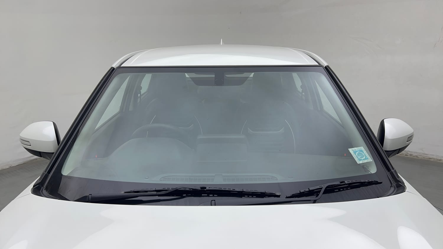 Used 2023 Maruti Suzuki Brezza VXi Petrol Manual exterior FRONT WINDSHIELD VIEW