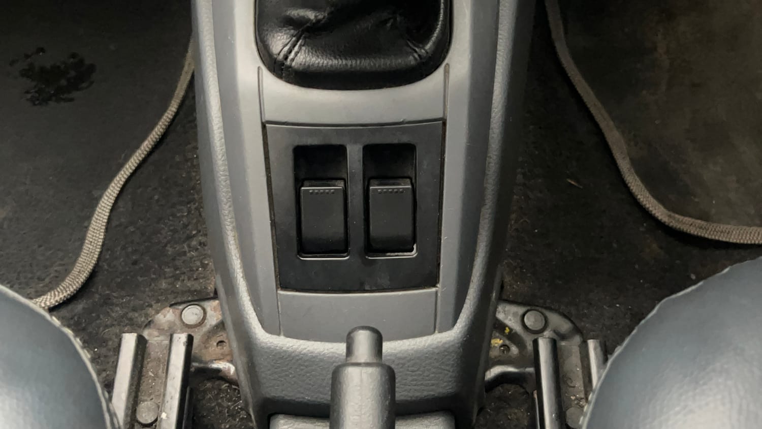 Used 2014 Maruti Suzuki Alto 800 Lxi Petrol Manual top_features Power windows