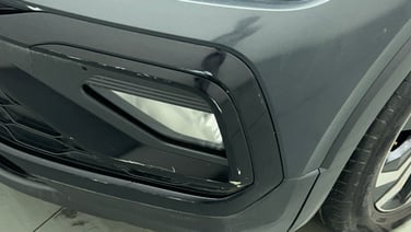 minor_scratch_0