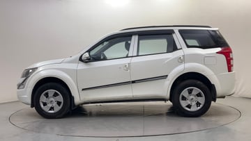Used 2016 Mahindra XUV500 W4 Diesel Manual Image