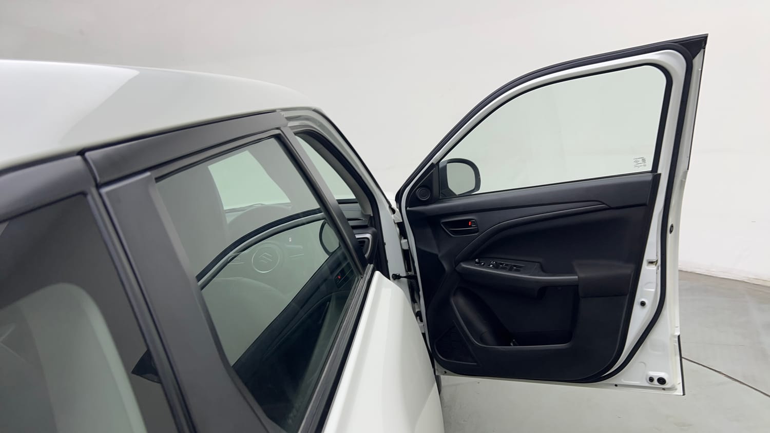 Used 2023 Maruti Suzuki Brezza VXi Petrol Manual interior RIGHT FRONT DOOR OPEN VIEW