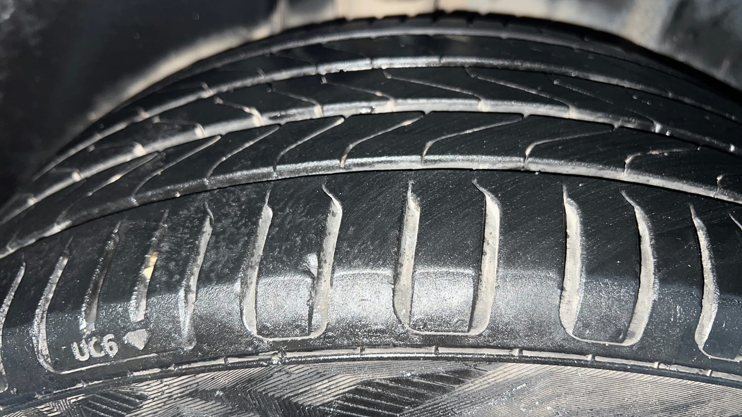 Used 2022 Skoda Kushaq Style 1.0L TSI MT Petrol Manual tyres RIGHT REAR TYRE TREAD VIEW