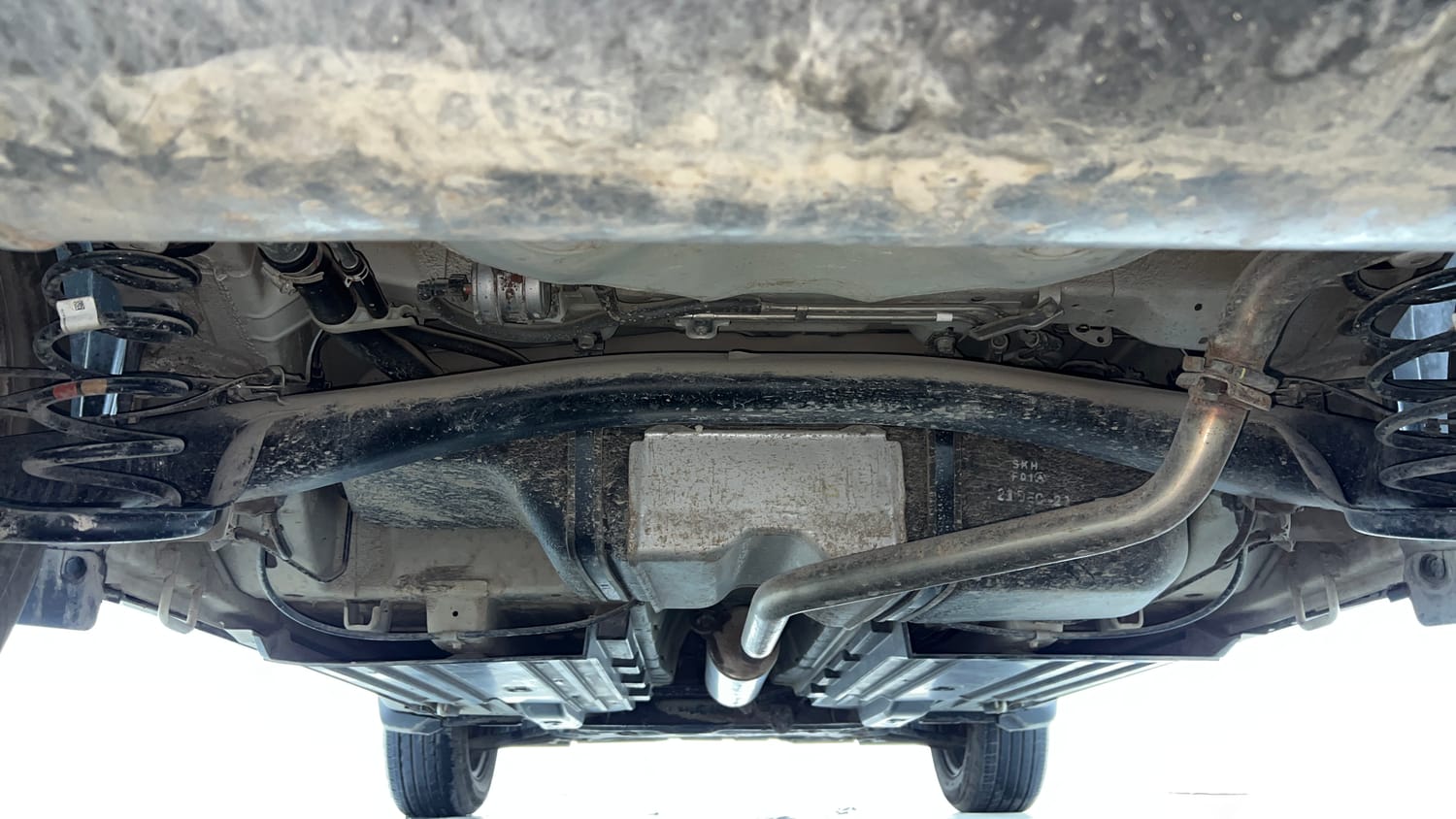 Used 2023 Maruti Suzuki Brezza VXi Petrol Manual extra REAR UNDERBODY VIEW (TAKEN FROM REAR)