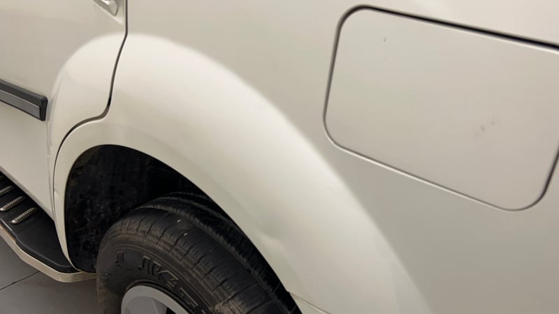 Used 2016 Mahindra XUV500 W4 Diesel Manual dents MINOR DENT