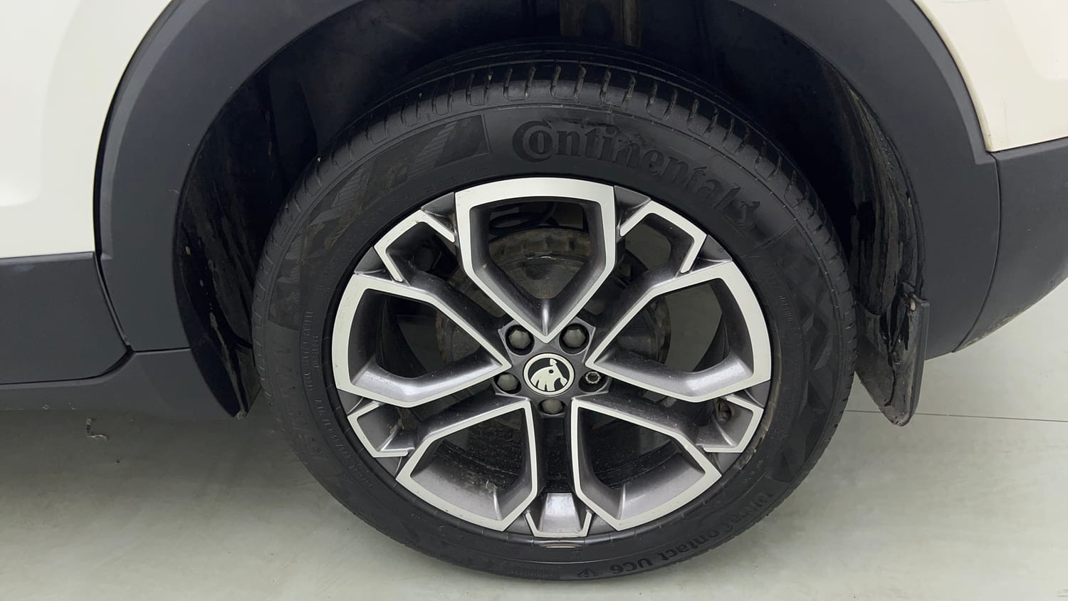 Used 2022 Skoda Kushaq Style 1.0L TSI MT Petrol Manual tyres LEFT REAR TYRE RIM VIEW