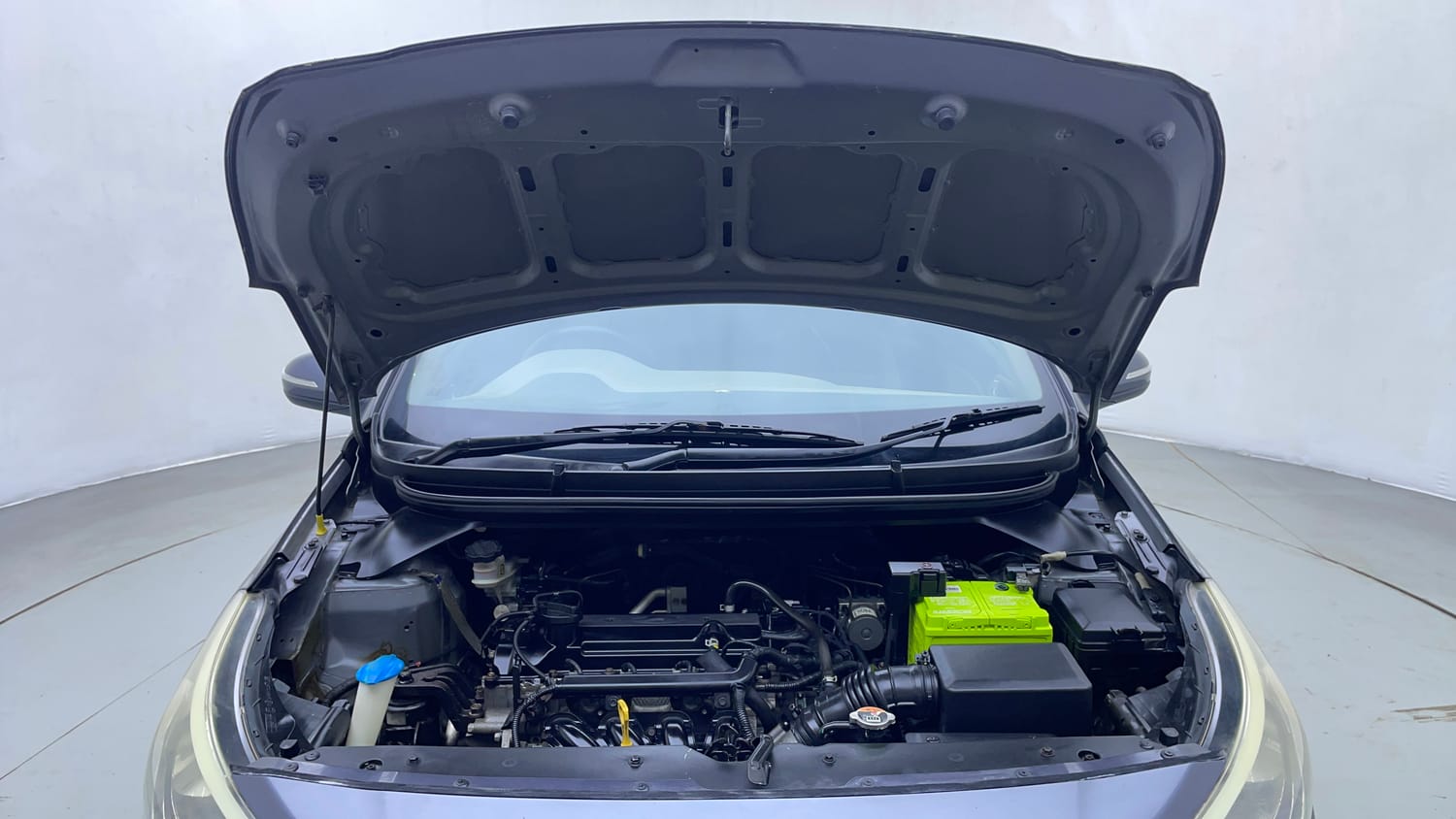 Used 2015 Hyundai Elite i20 Asta 1.2 Petrol Manual engine ENGINE & BONNET OPEN FRONT VIEW
