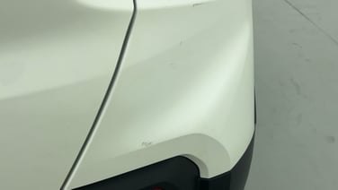 minor_scratch_0