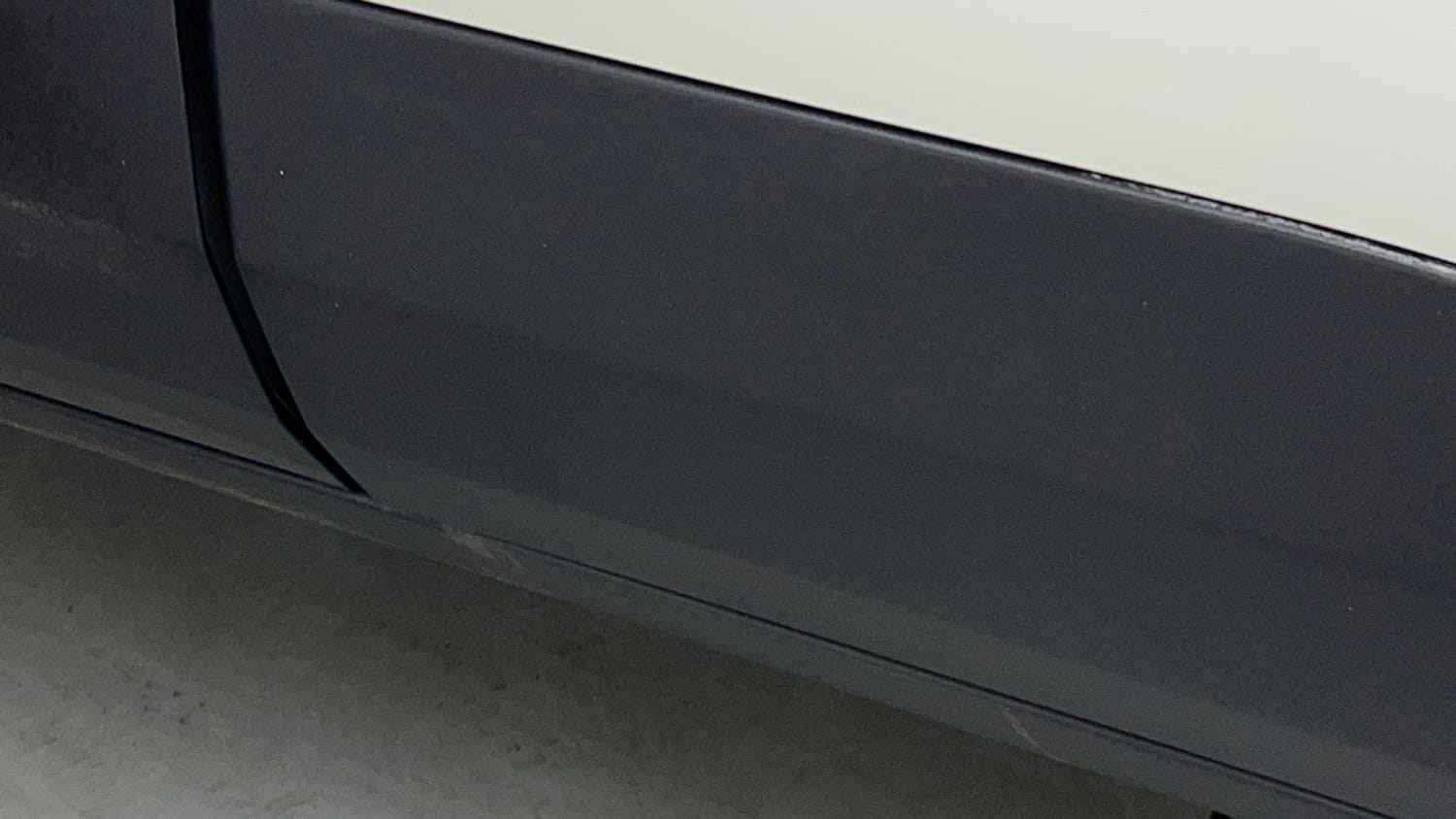 Used 2023 Maruti Suzuki Brezza VXi Petrol Manual dents MINOR SCRATCH