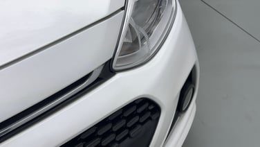 minor_scratch_0