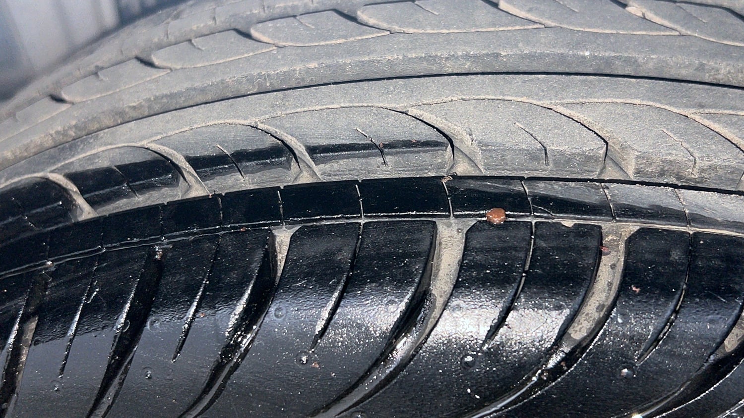 Used 2012 Maruti Suzuki Alto K10 VXi Petrol Manual tyres LEFT REAR TYRE TREAD VIEW