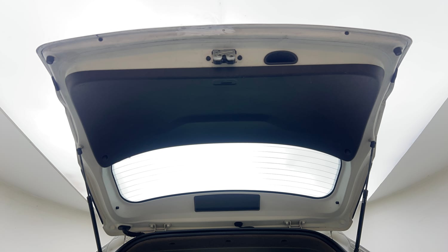 Used 2018 Hyundai Creta SX Plus 1.6 AT Petrol Petrol Automatic interior DICKY DOOR OPEN VIEW