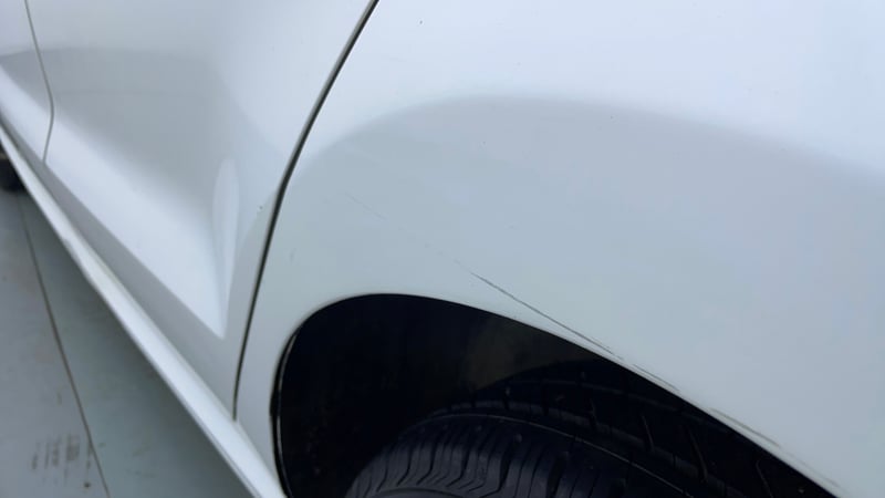 Used 2015 Volkswagen Polo Comfortline 1.2L (P) Petrol Manual dents MINOR SCRATCH