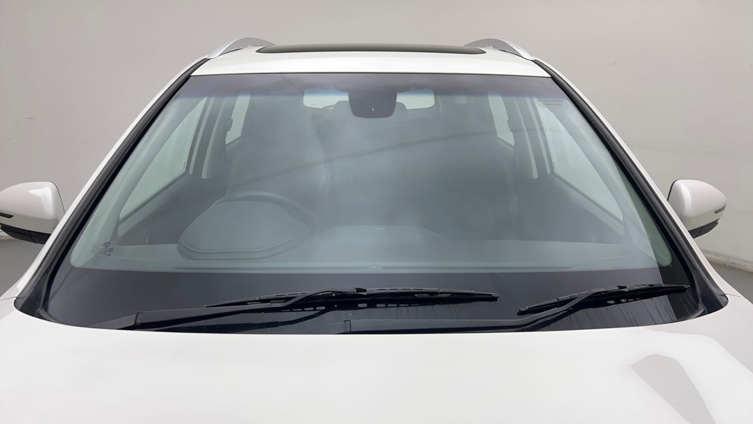 Used 2020 MG Motors Hector Sharp 1.5 DCT Petrol Petrol Automatic exterior FRONT WINDSHIELD VIEW