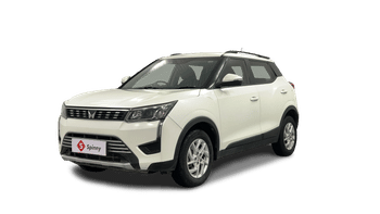 Used 2023 Mahindra XUV 300 W8 (O) 1.5 Diesel Diesel Manual Image