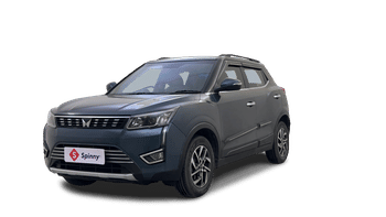 Used 2022 Mahindra XUV 300 W8 (O) 1.2 Petrol AMT Petrol Automatic Image