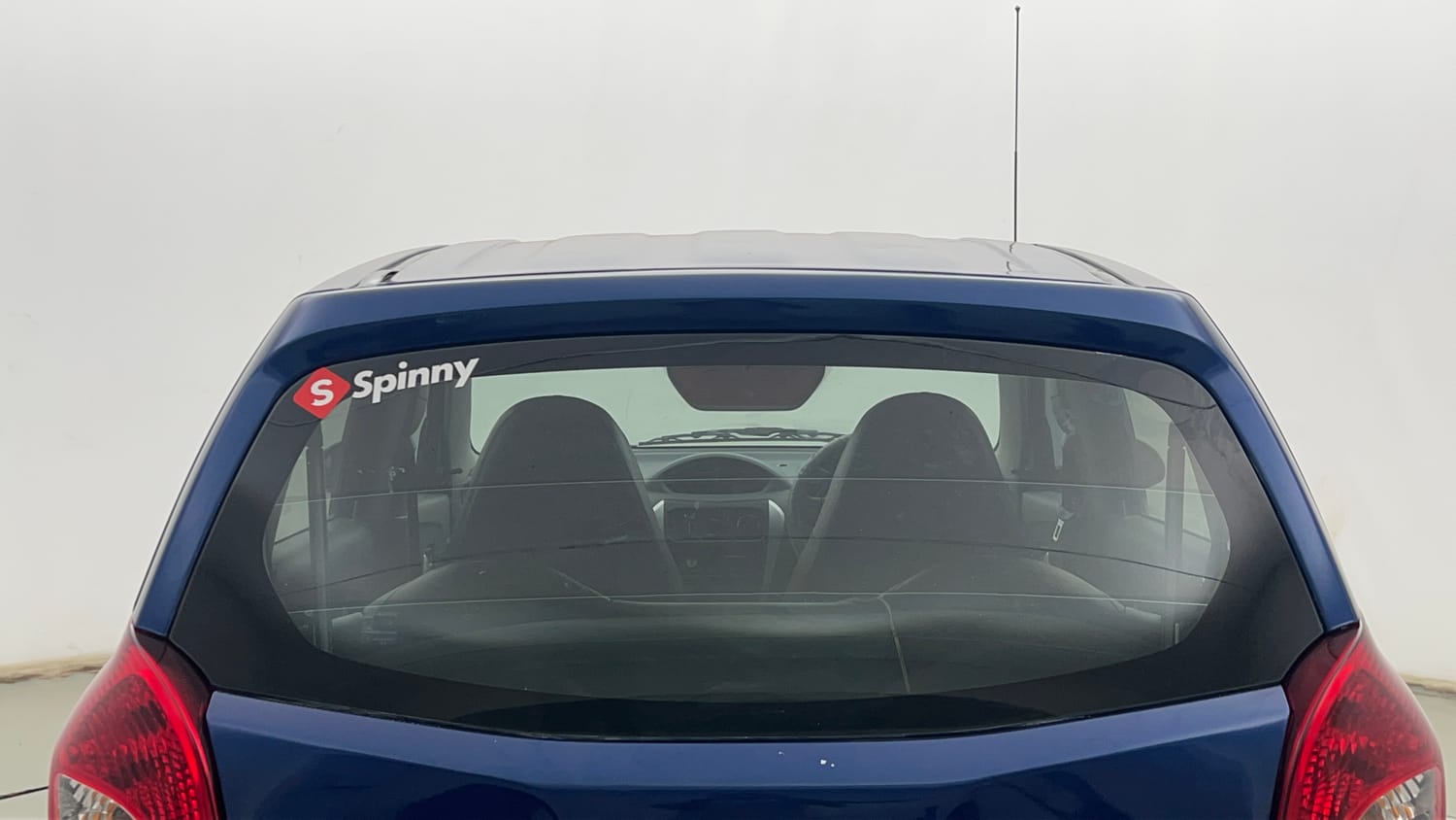 Used 2014 Maruti Suzuki Alto 800 Lxi Petrol Manual exterior BACK WINDSHIELD VIEW