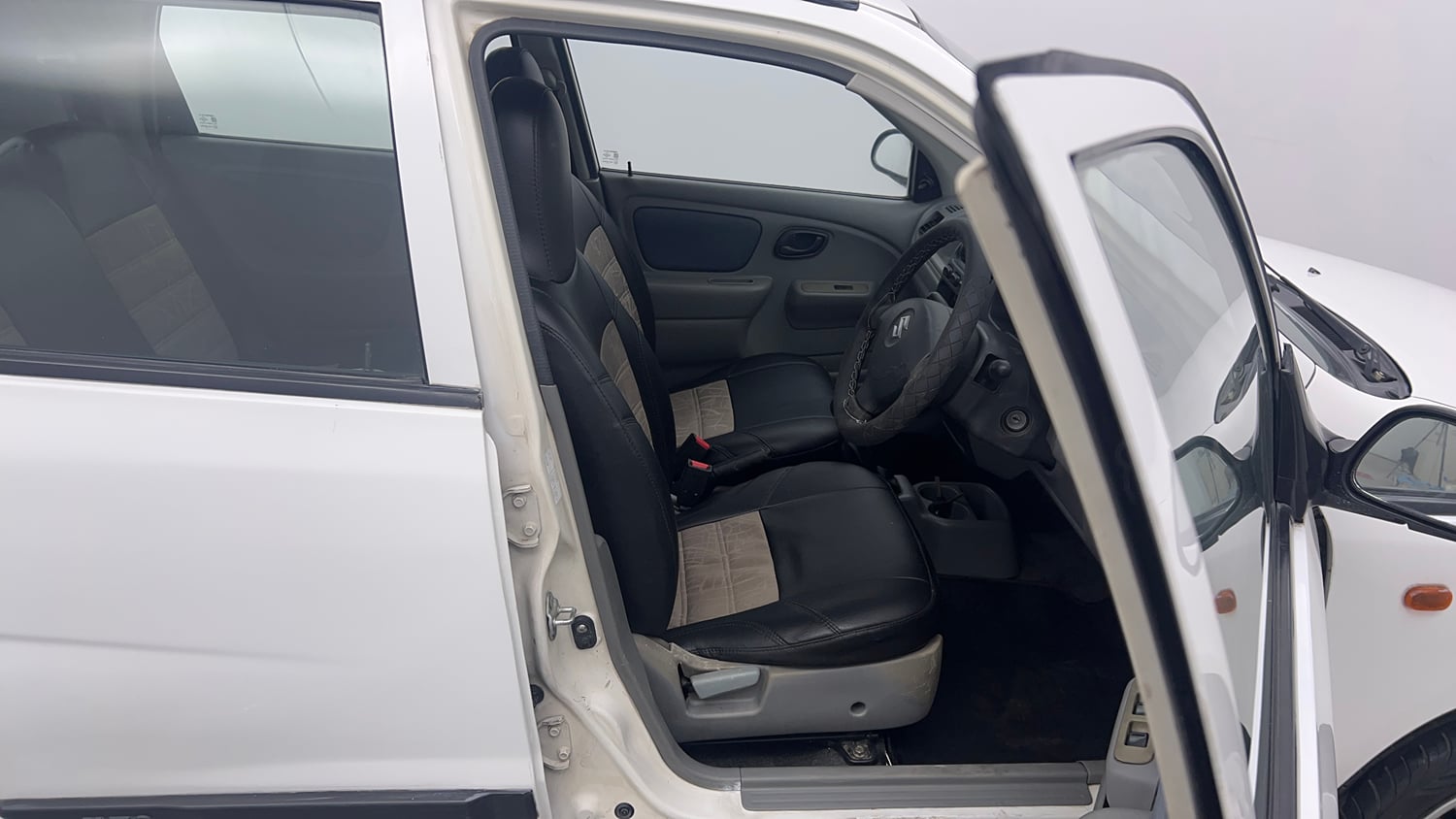 Used 2012 Maruti Suzuki Alto K10 VXi Petrol Manual interior RIGHT SIDE FRONT DOOR CABIN VIEW