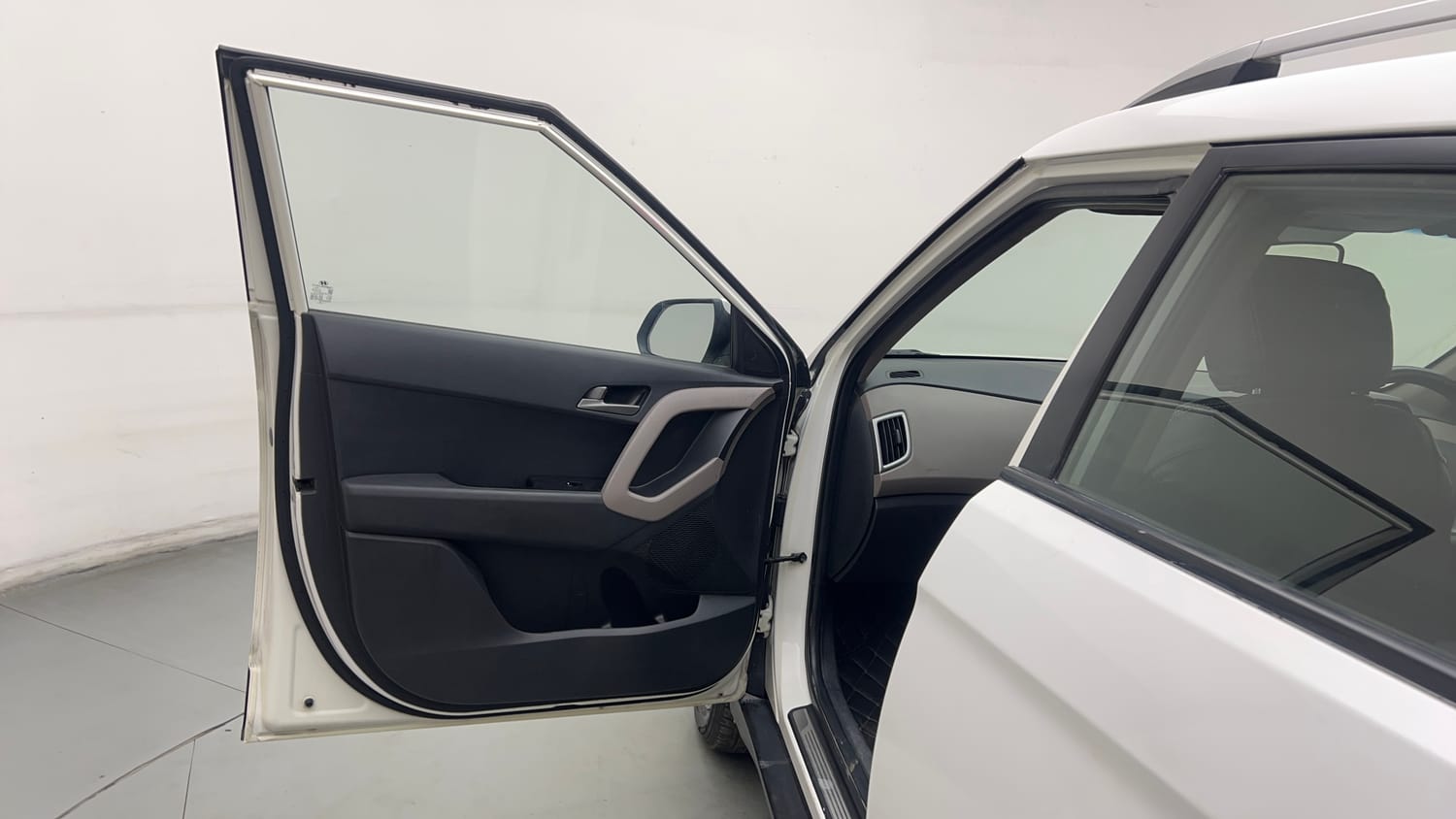 Used 2018 Hyundai Creta SX Plus 1.6 AT Petrol Petrol Automatic interior LEFT FRONT DOOR OPEN VIEW