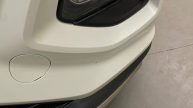 minor_scratch_0