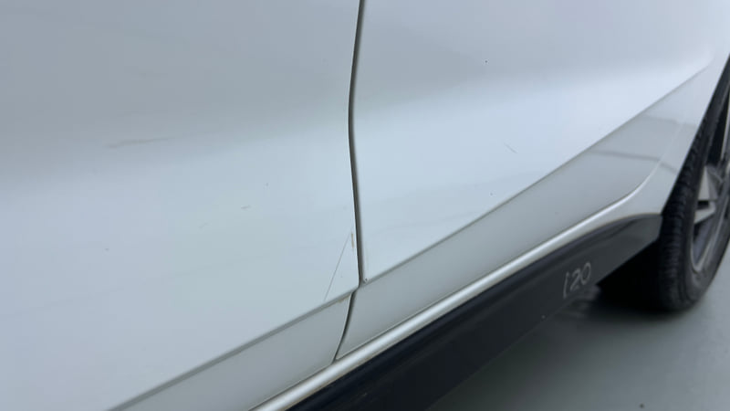 Used 2021 Hyundai New i20 Asta (O) 1.2 MT Petrol Manual dents MINOR SCRATCH