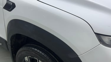 minor_scratch_0