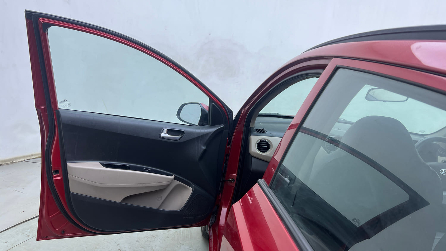 Used 2019 Hyundai Grand i10 Sportz 1.2 Kappa VTVT Petrol Manual interior LEFT FRONT DOOR OPEN VIEW