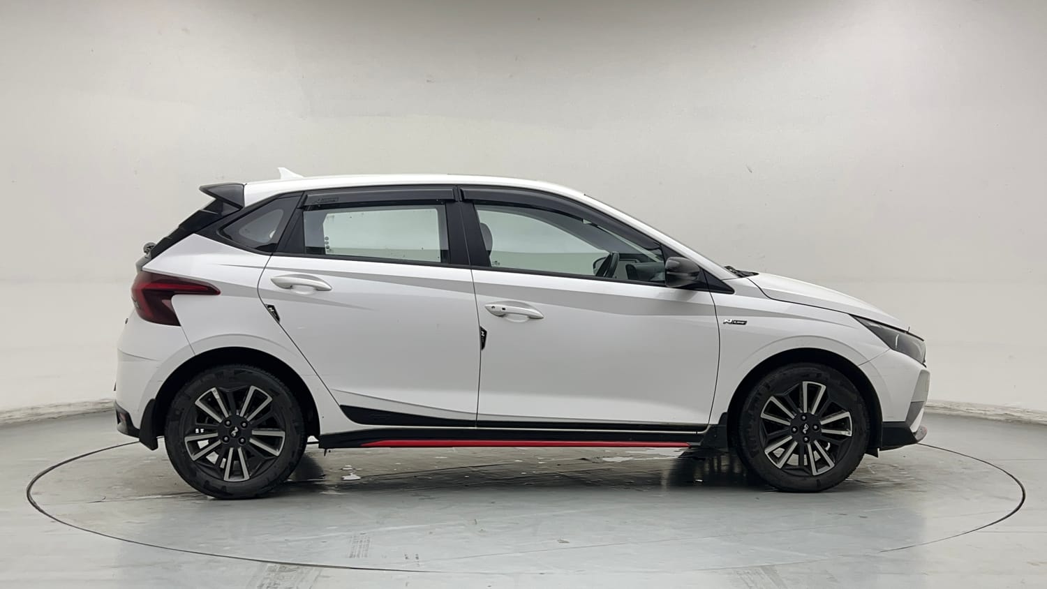 Used 2023 Hyundai i20 N Line N8 1.0 Turbo DCT Petrol Automatic exterior RIGHT SIDE VIEW
