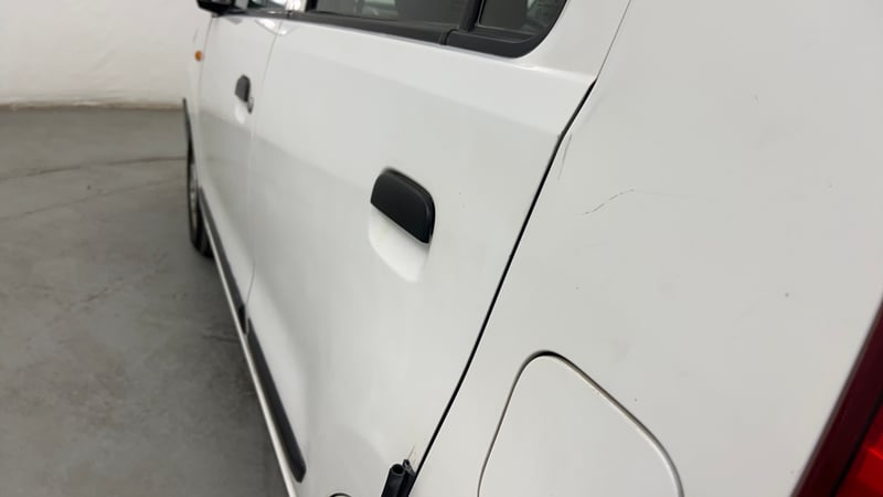 Used 2012 Maruti Suzuki Wagon R LXi Petrol Manual dents MINOR SCRATCH