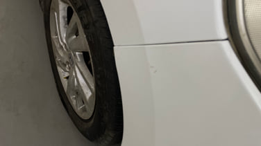 minor_scratch_0