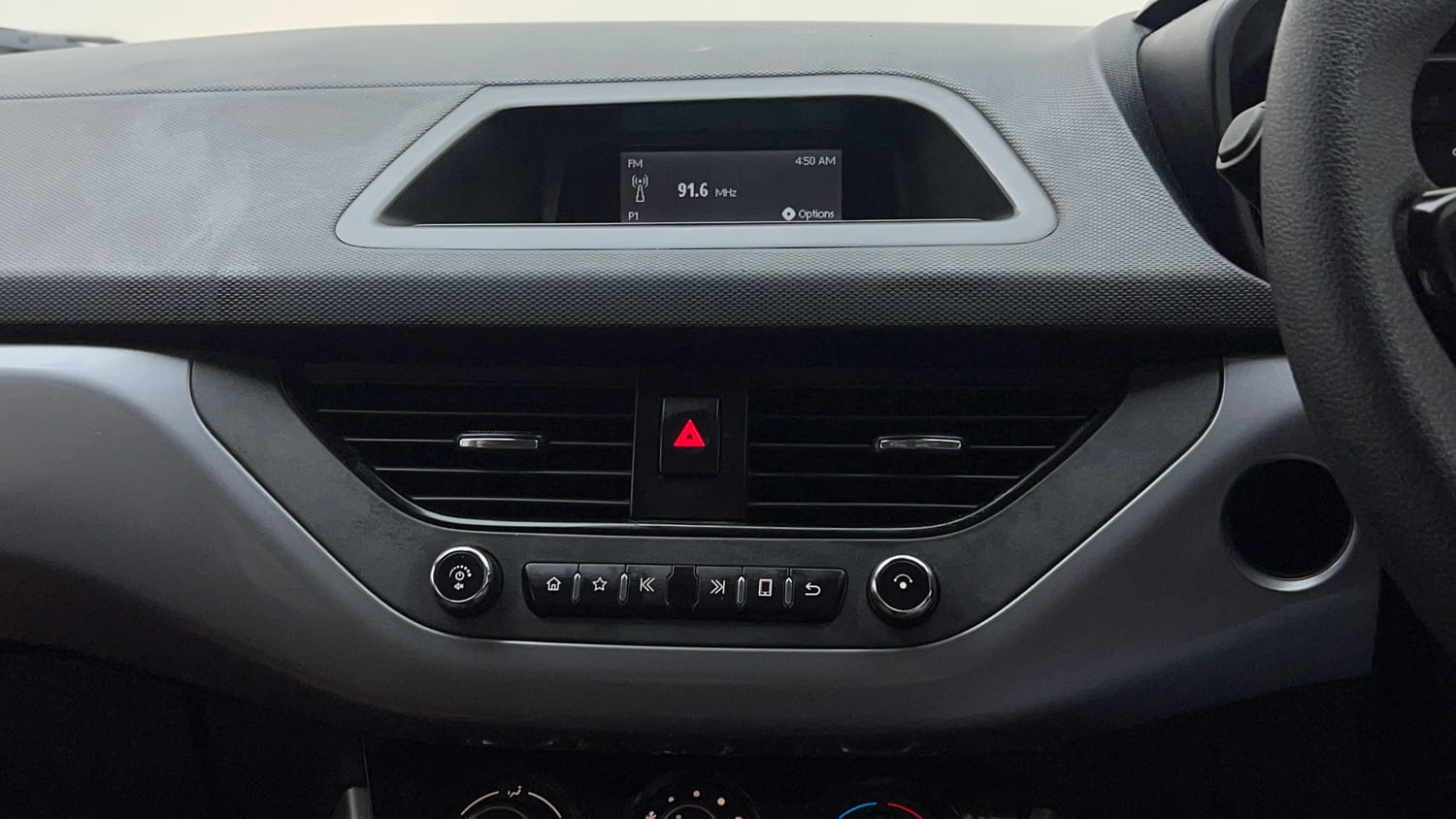 Used 2022 Tata Nexon XM (S) Petrol Manual top_features Integrated (in-dash) music system