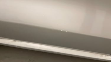 minor_scratch_0