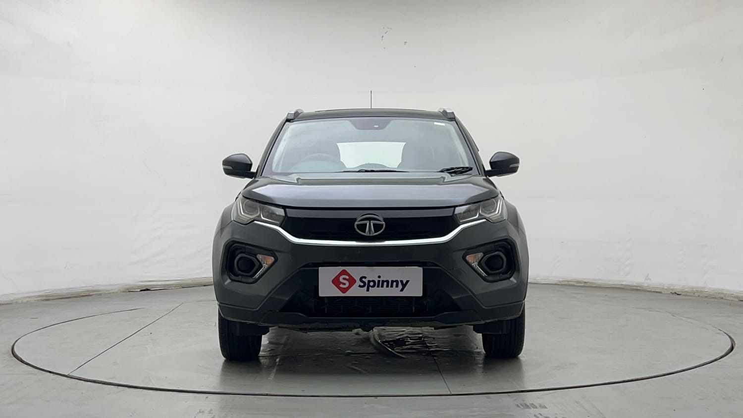 Used 2022 Tata Nexon XM (S) Petrol Manual exterior FRONT VIEW
