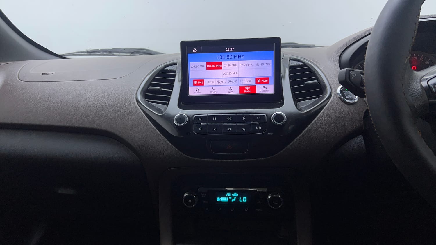 Used 2018 Ford Freestyle Titanium 1.2 Ti-VCT Petrol Manual top_features Integrated (in-dash) music system