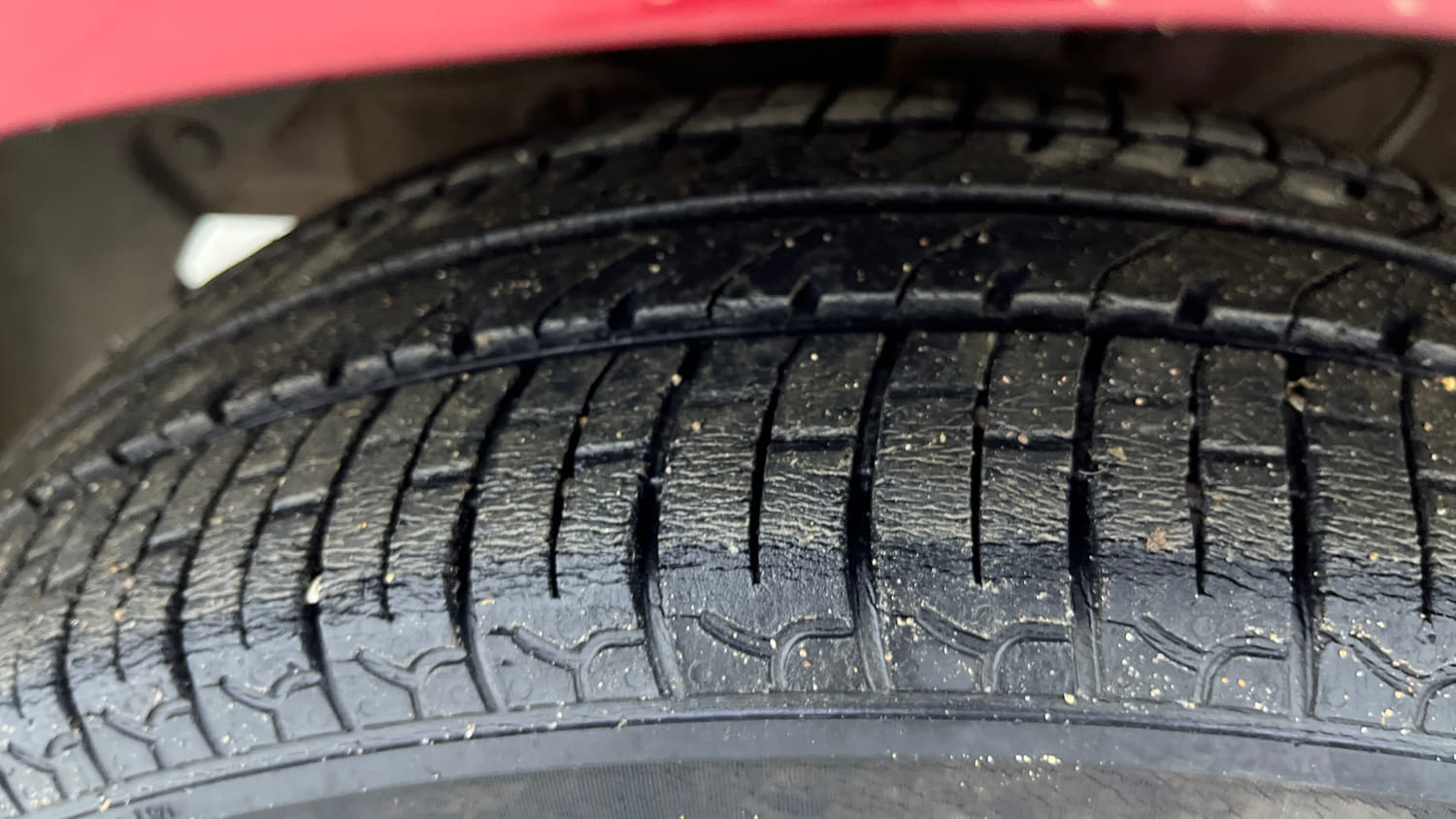 Used 2022 Hyundai Santro Sportz Petrol Manual tyres LEFT FRONT TYRE TREAD VIEW