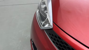 minor_scratch_0