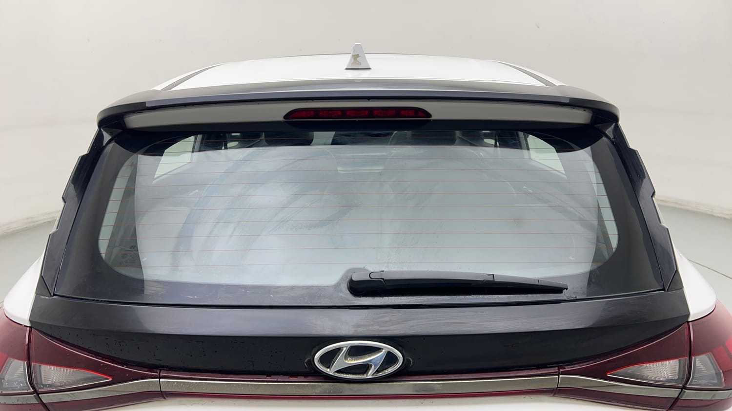 Used 2023 Hyundai i20 N Line N8 1.0 Turbo DCT Petrol Automatic exterior BACK WINDSHIELD VIEW