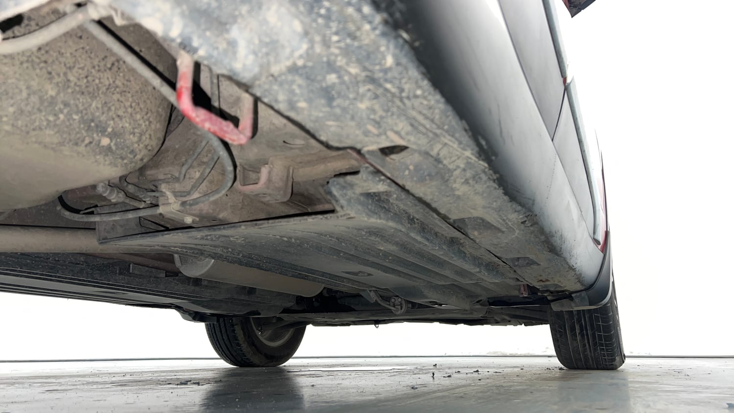 Used 2021 Maruti Suzuki Vitara Brezza [2020-2022] ZXI Plus Dual Tone Petrol Manual extra REAR RIGHT UNDERBODY VIEW