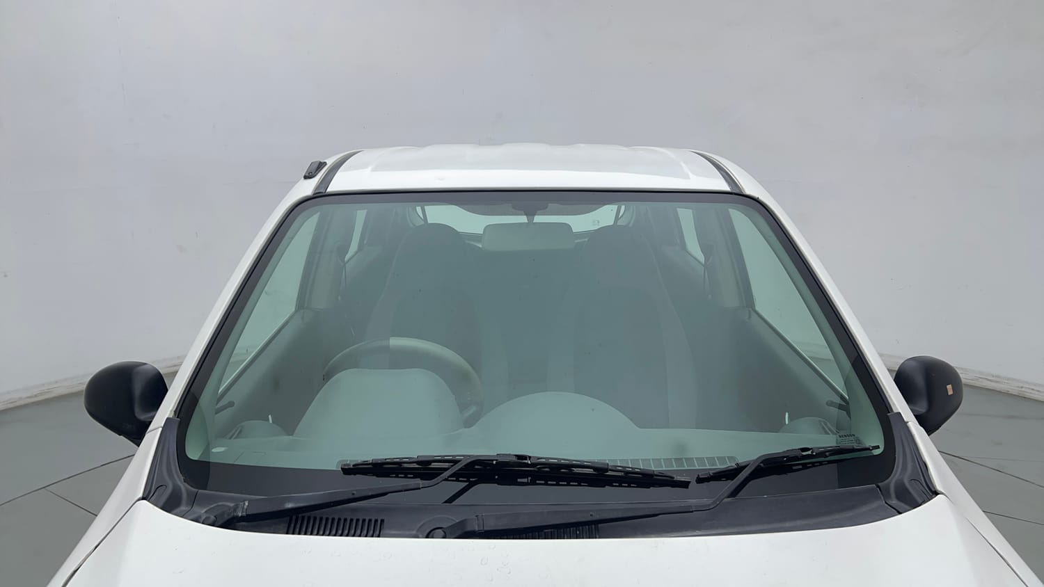 Used 2014 Maruti Suzuki Alto 800 Lxi Petrol Manual exterior FRONT WINDSHIELD VIEW