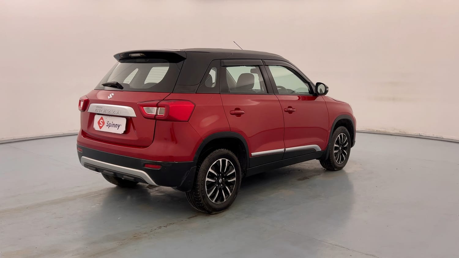 Used 2021 Maruti Suzuki Vitara Brezza [2020-2022] ZXI Plus Dual Tone Petrol Manual exterior RIGHT REAR CORNER VIEW