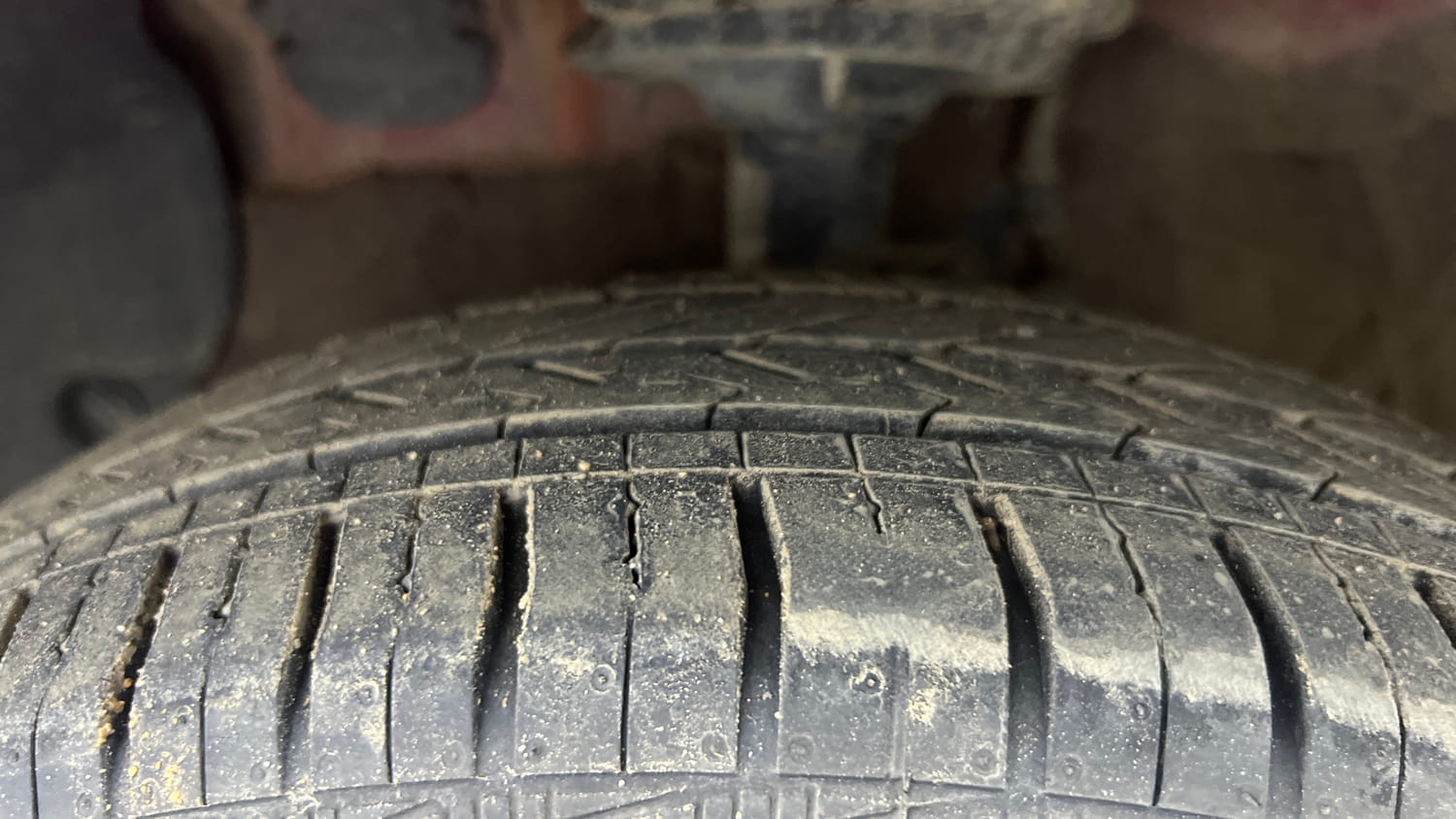 Used 2019 Hyundai Grand i10 Sportz 1.2 Kappa VTVT Petrol Manual tyres LEFT FRONT TYRE TREAD VIEW