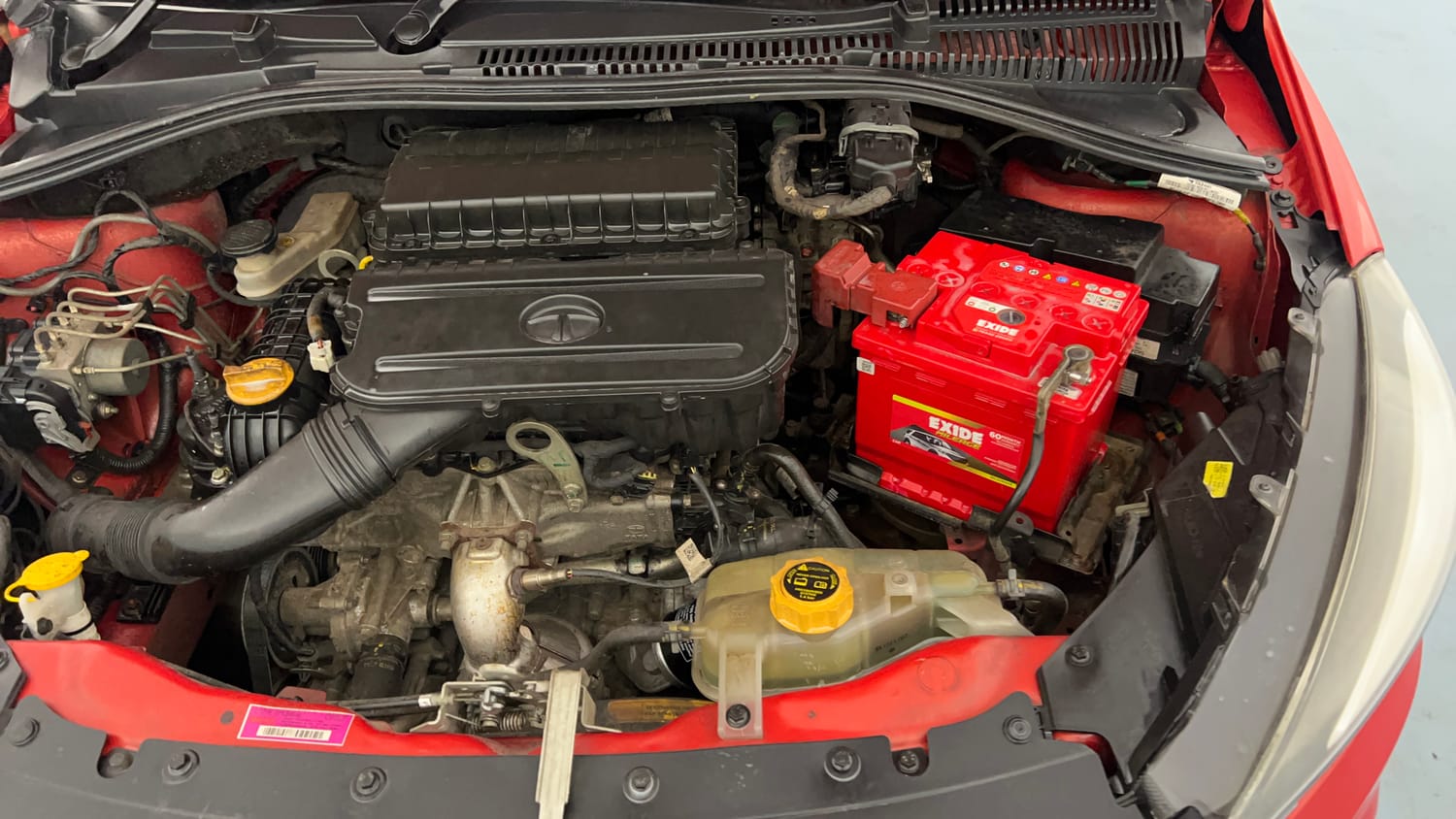 Used 2022 Tata Tiago XZ Plus CNG Cng Manual engine ENGINE LEFT SIDE VIEW